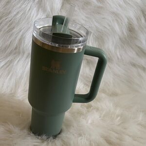 Stanley Forest Green Travel Mug with Straw